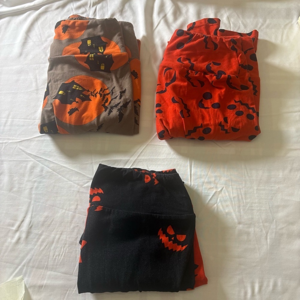 LuLaRoe One Size Leggings Halloween Bundle Haunted House Pumpkin OS